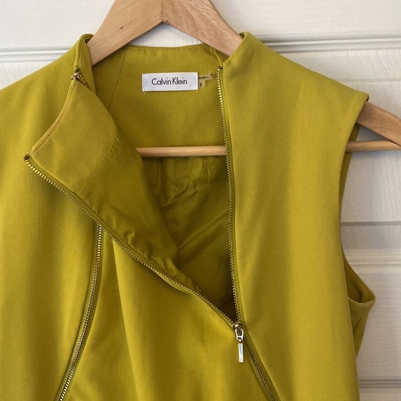 Calvin Klein pea green zipper dress size 2 - Picture 2 of 5